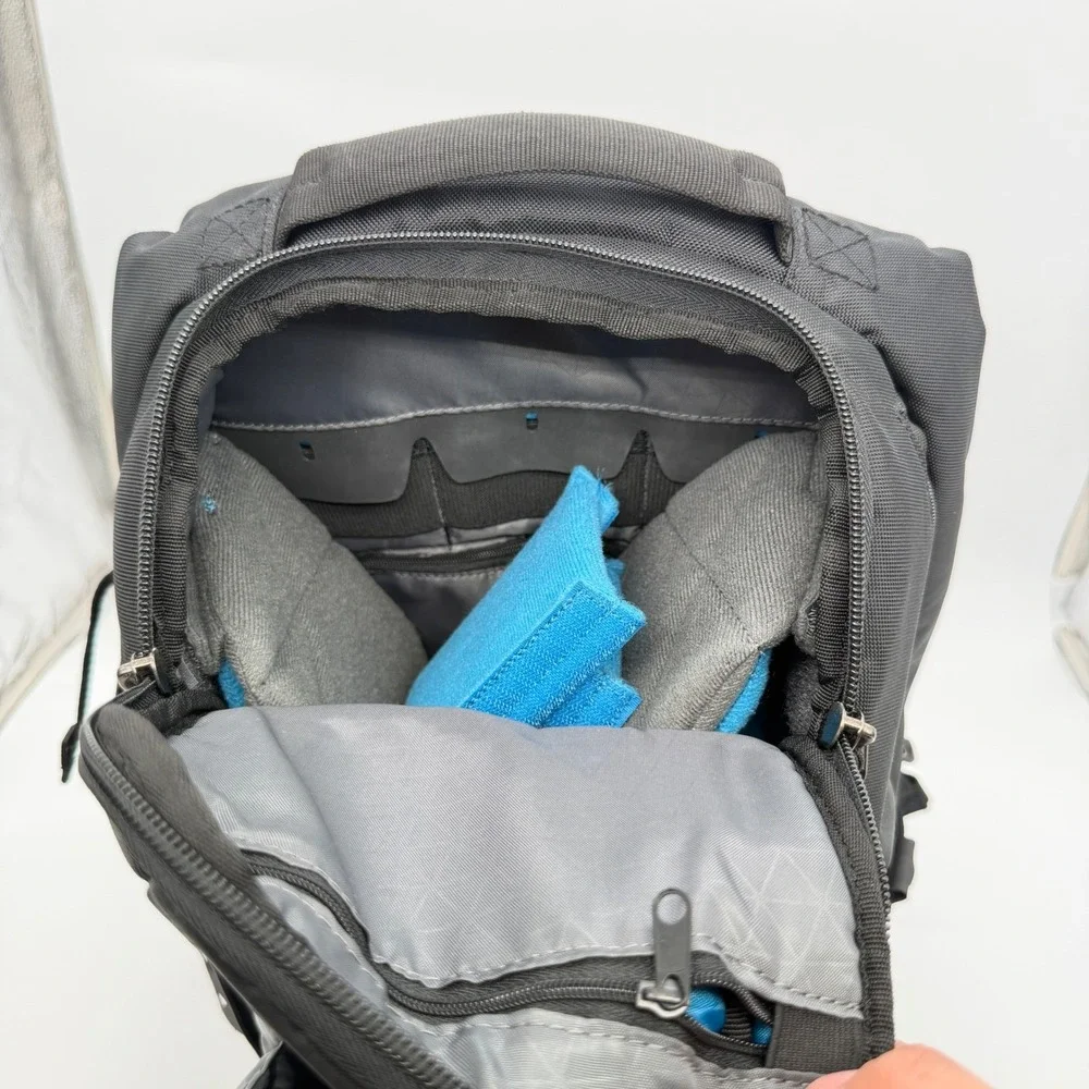 Case Logic DSLR Camera Backpack Black Ripstop Nylon Laptop Compartment Padded